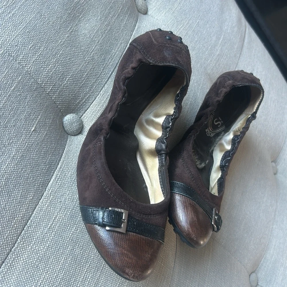 Tod’s Brown Suede Leather‎ Buckle Ballerina Flats Size 37.5